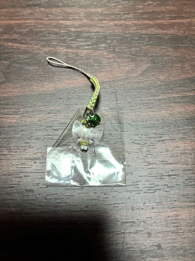 希少 激レア 新品 ご当地 ハローキティ 大阪限定 花博 蝶 ストラップ