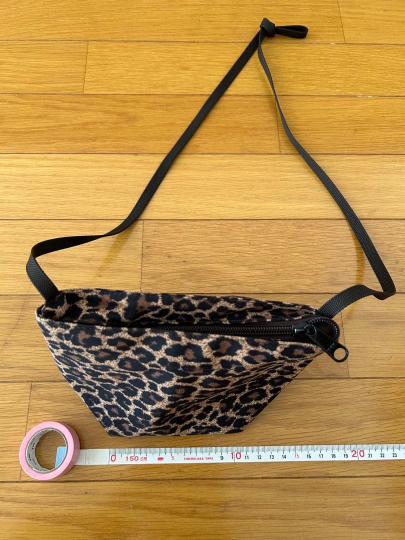 エルベシャプリエ ヒョウ柄 レオパード ミニショルダーバッグ ポシェット