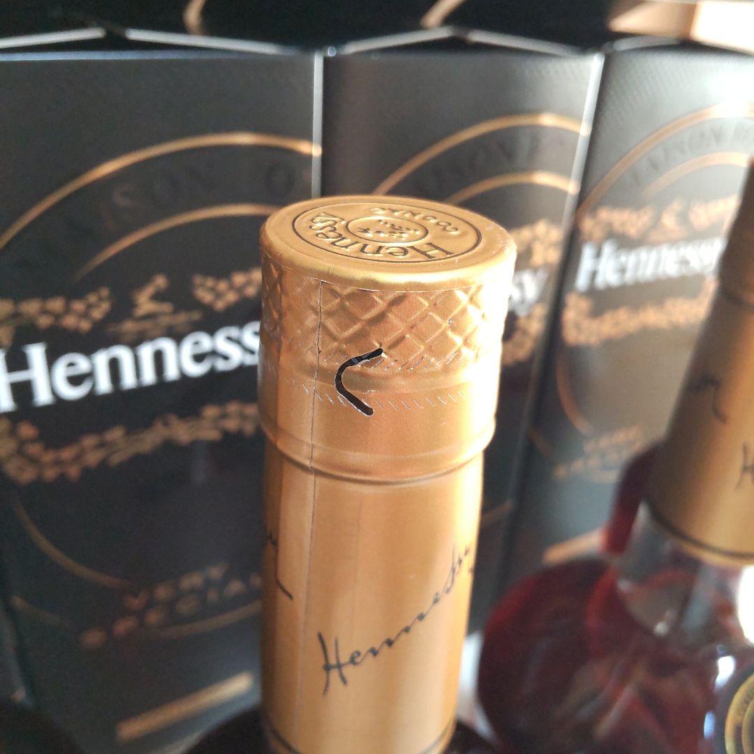 Hennessy VS コニャック 4本セット 箱付き 700ml 40％