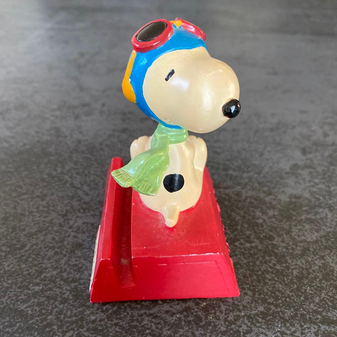 スヌーピー置物　台湾大哥大　台湾限定