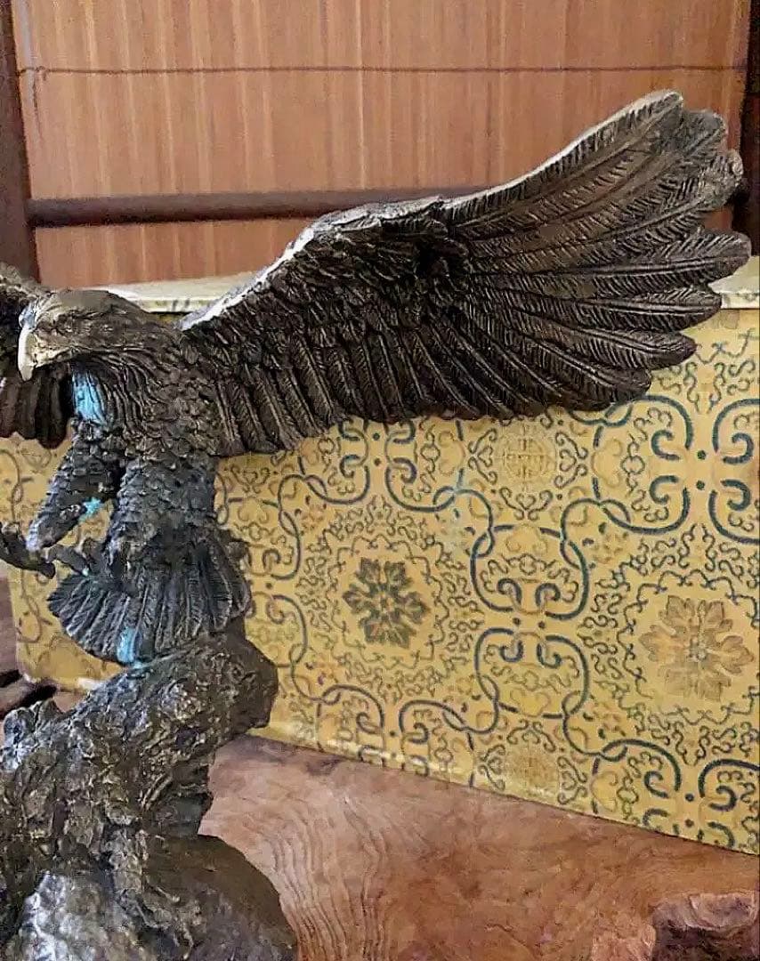 中国美術 小型 時代 鋳型 細密 鷲 箱付き 横幅約 30㎝ 特価