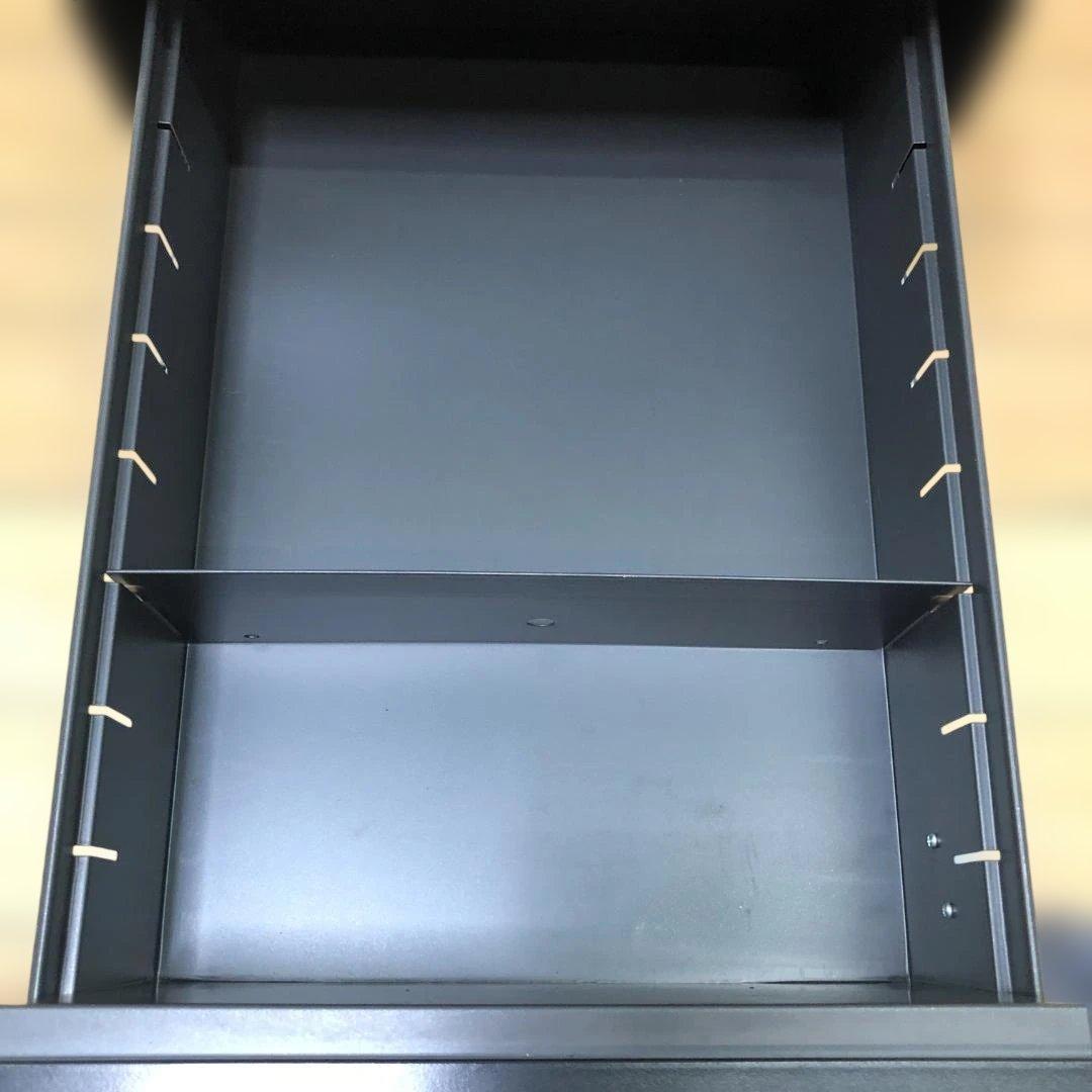 送料無料 【美品】NAIKI 鍵付きスチールワゴン 3段 250720-5 送料無料