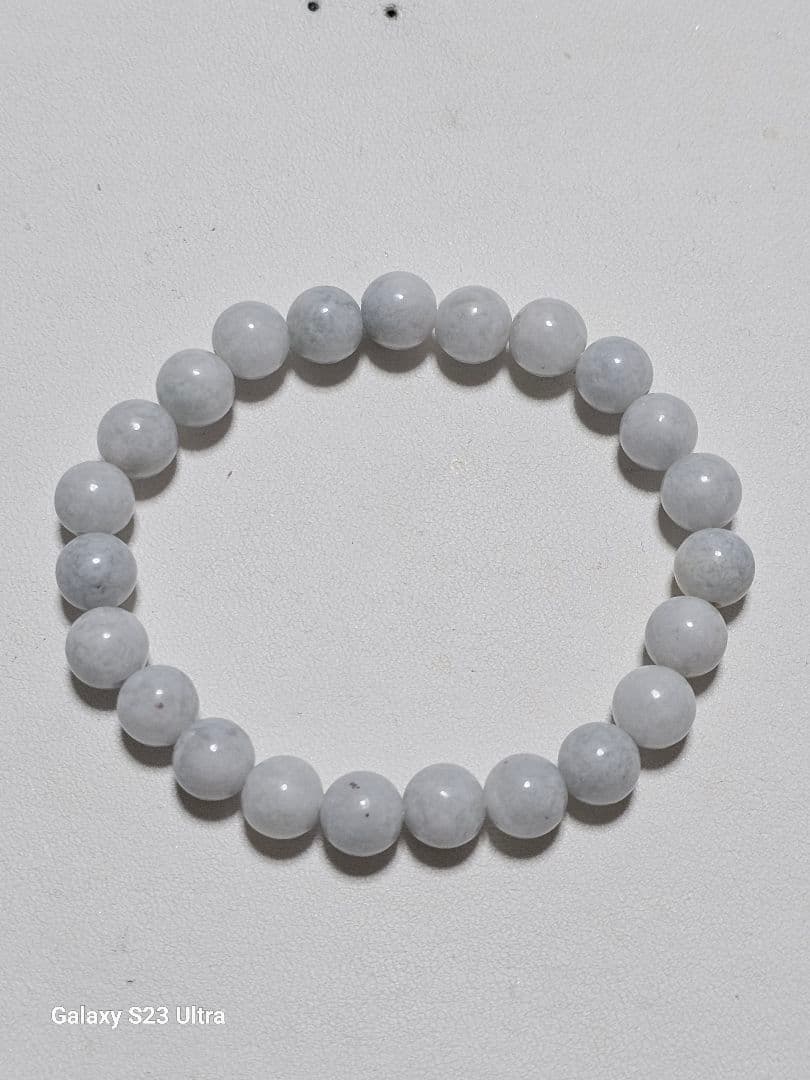 糸魚川青翡翠淡い氷種青翡翠８mm２３玉ブレスレット画像入り証明書付き