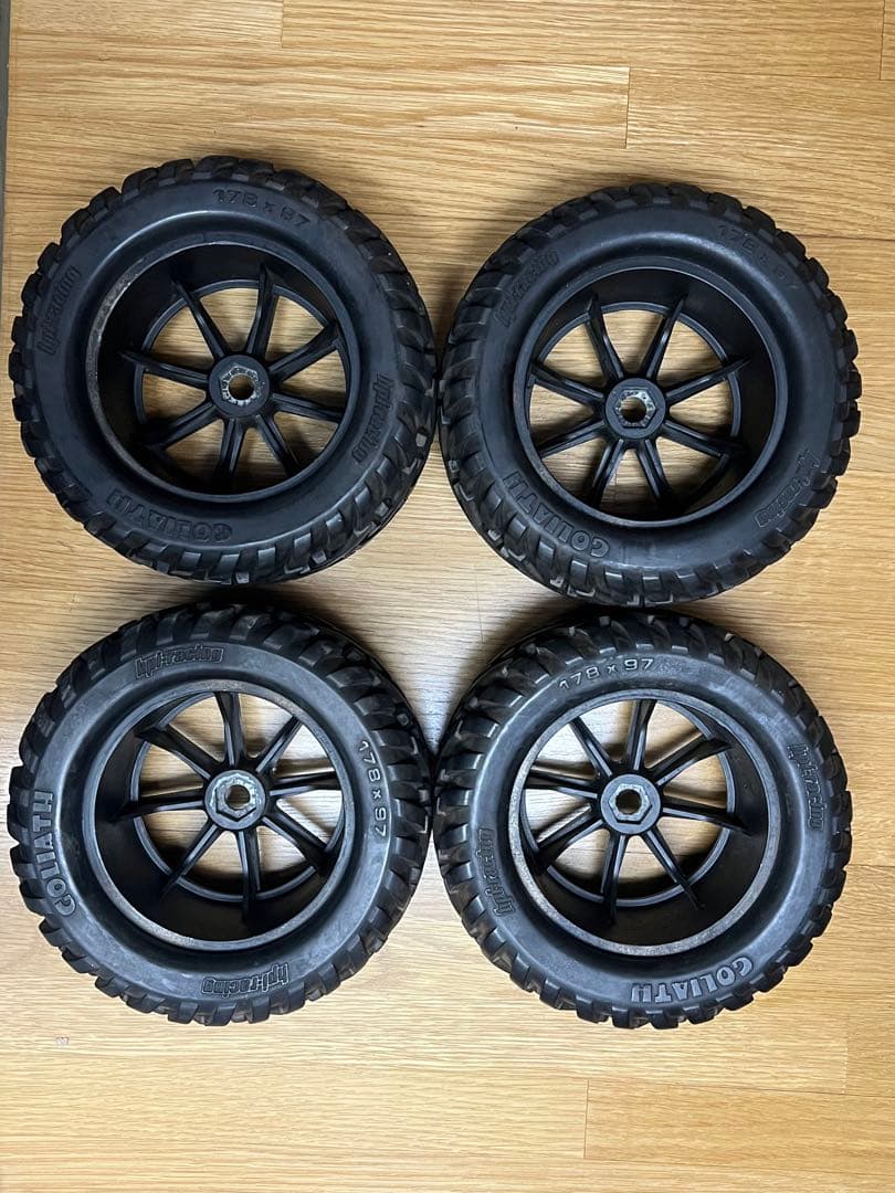 hpiレーシング　サベージ　GOLIATH 178x97