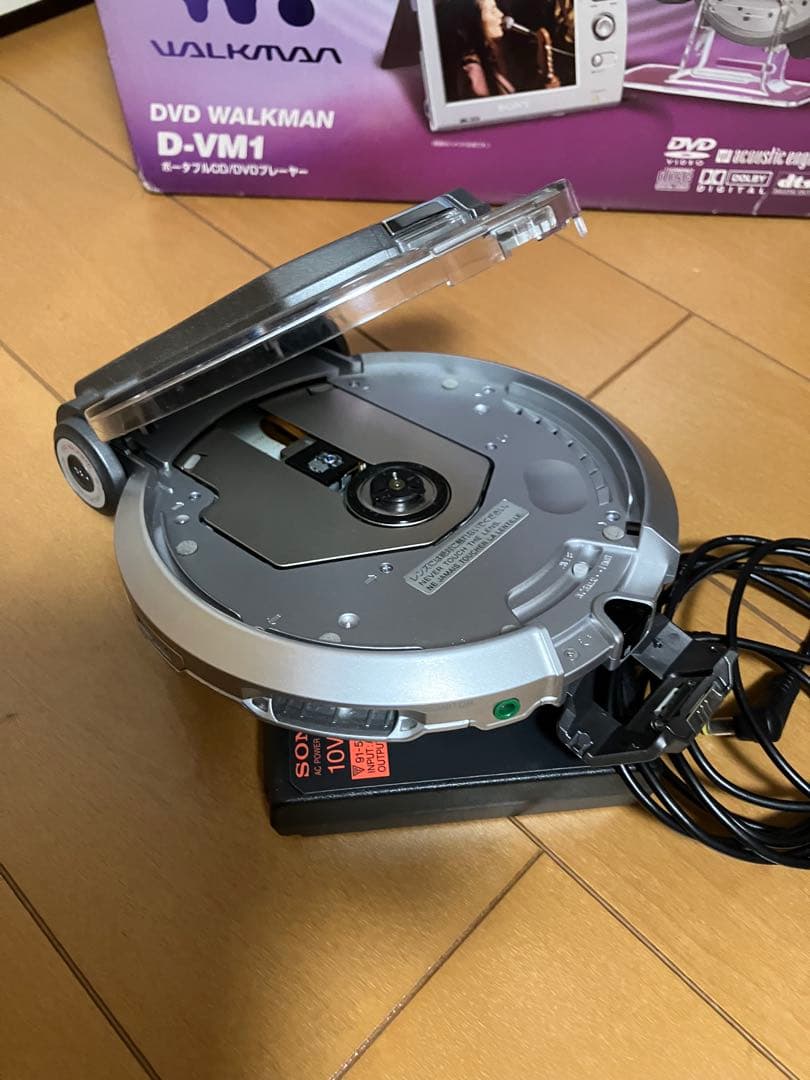 ソニーDVDウォークマン D-VM1 ジャンク品