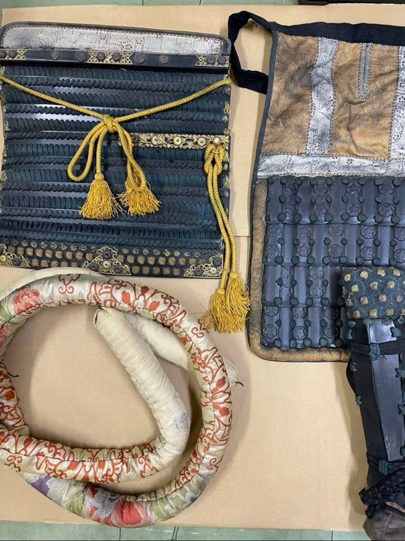 浅葱糸威二枚胴具足　等身大