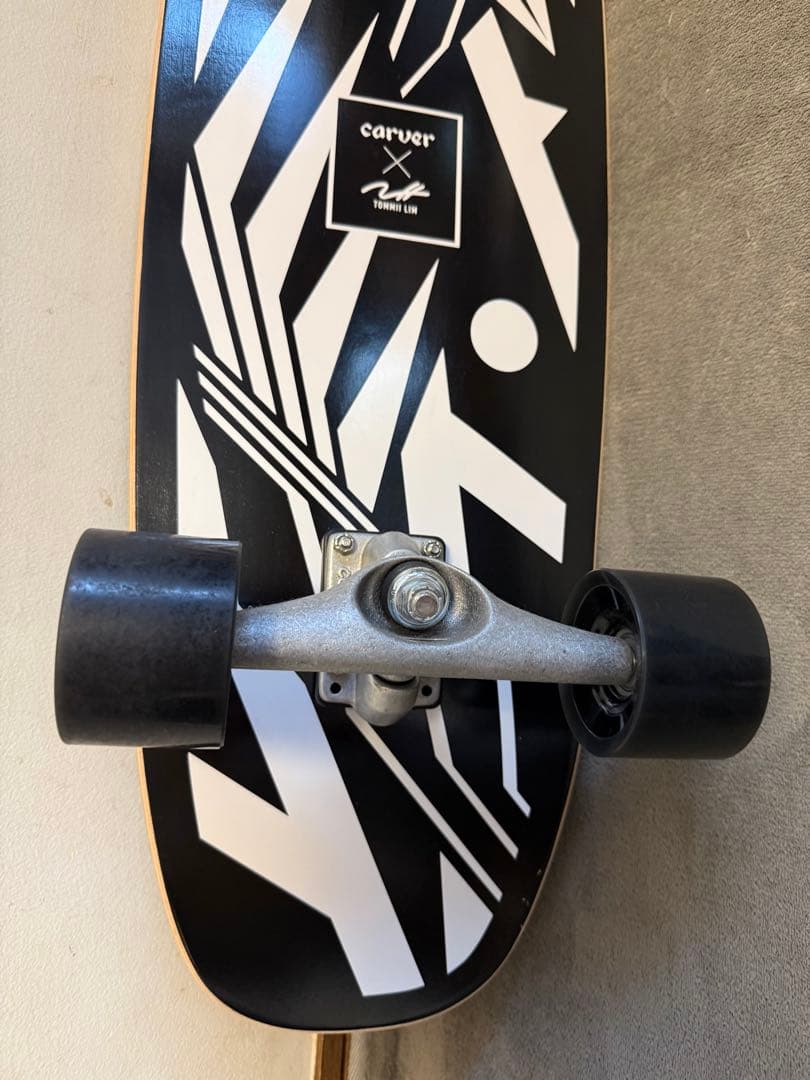 Carver Skateboards （カーバースケートボード）