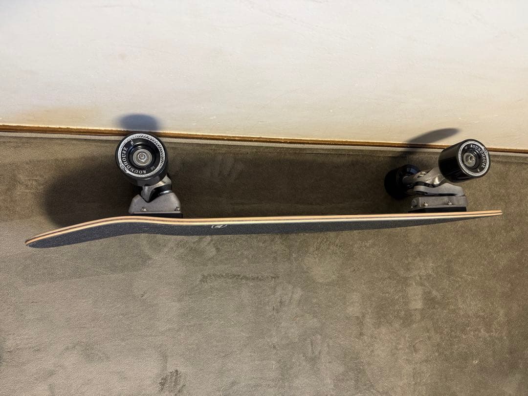 Carver Skateboards （カーバースケートボード）