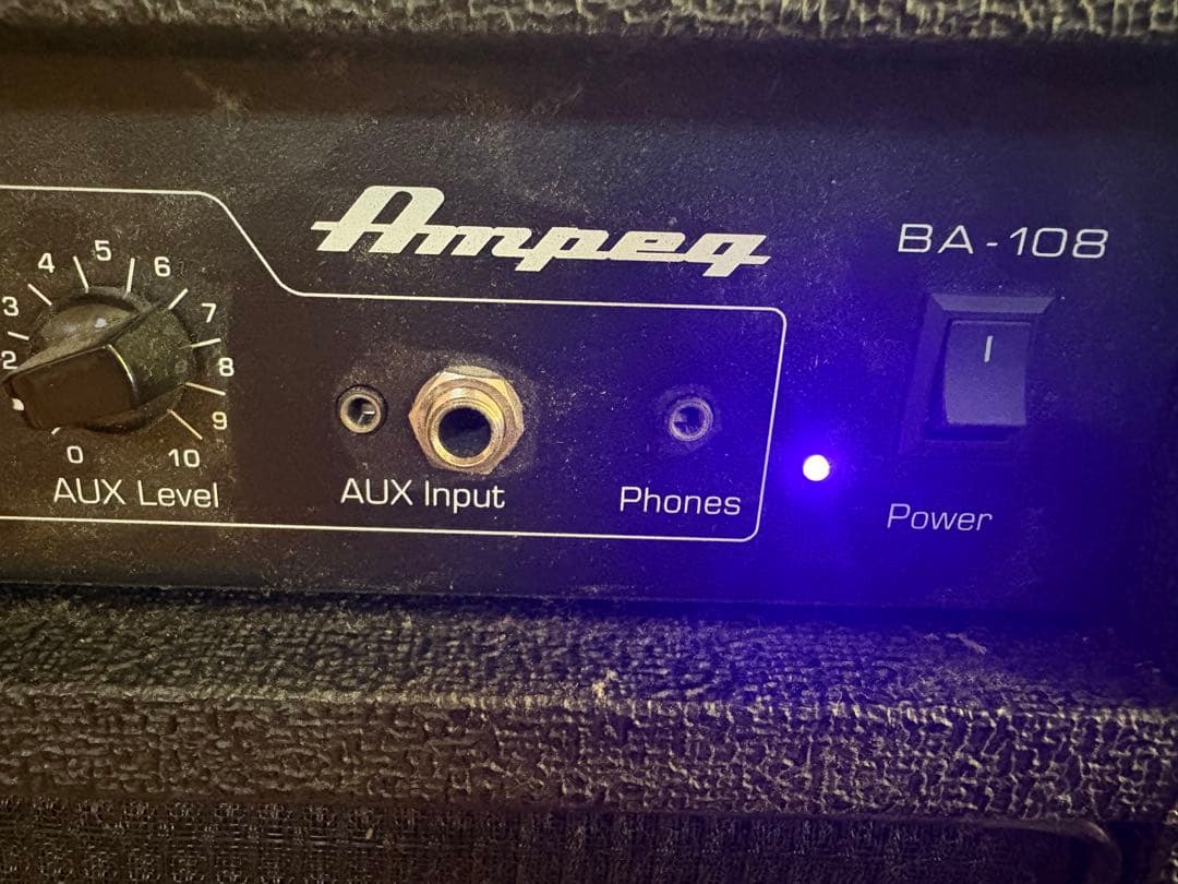 Ampeg BA-108 ベースアンプ アンペグ 直接引き取り