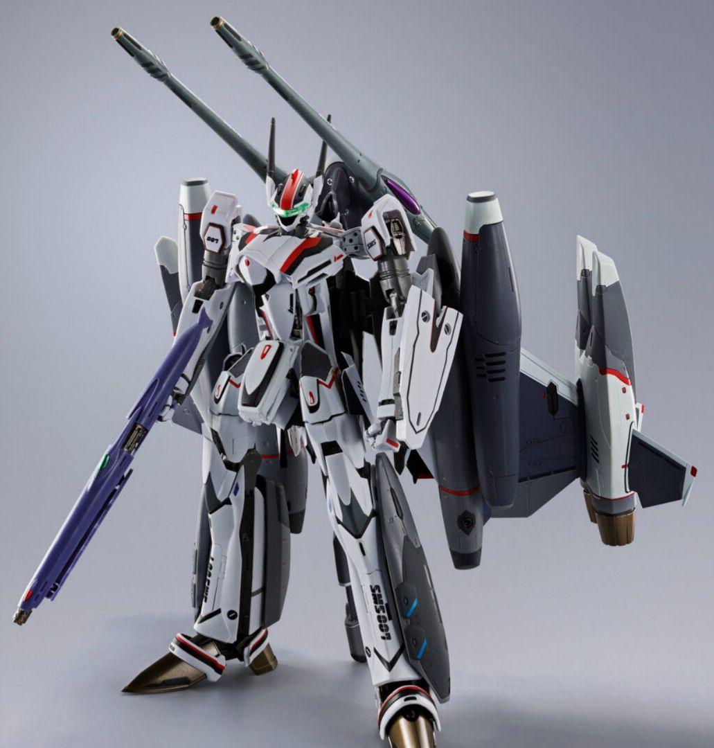 DX超合金 スーパールシファー&トルネードメサイアバルキリー