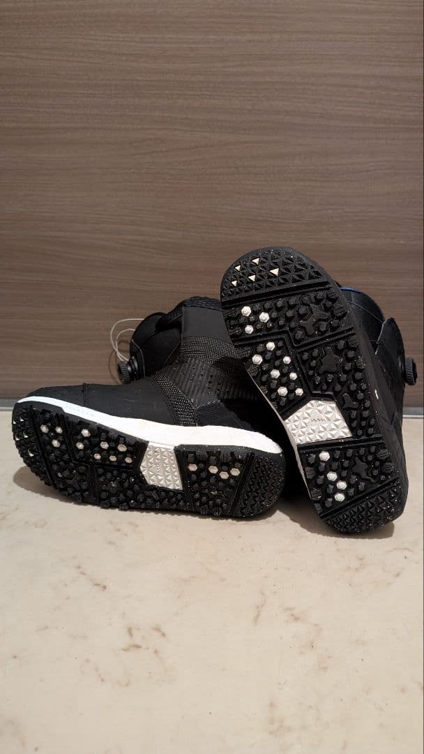 BURTON ION （バートン アイオン）黒26.5cm　箱、保証書有り