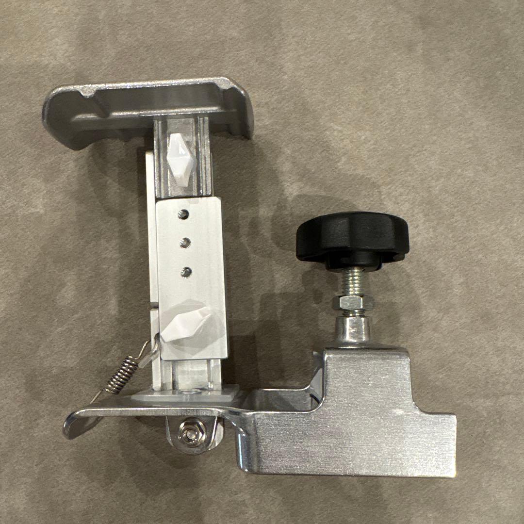 ピアノ　アシストペダル