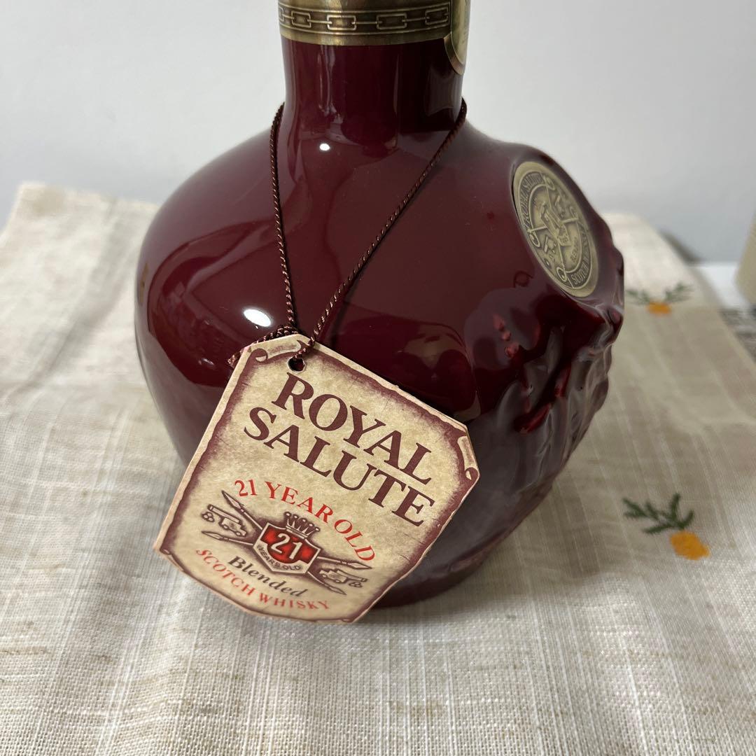 ロイヤルサルート 21年 スコッチウイスキー 赤 未開封｜ROYAL SALUTE