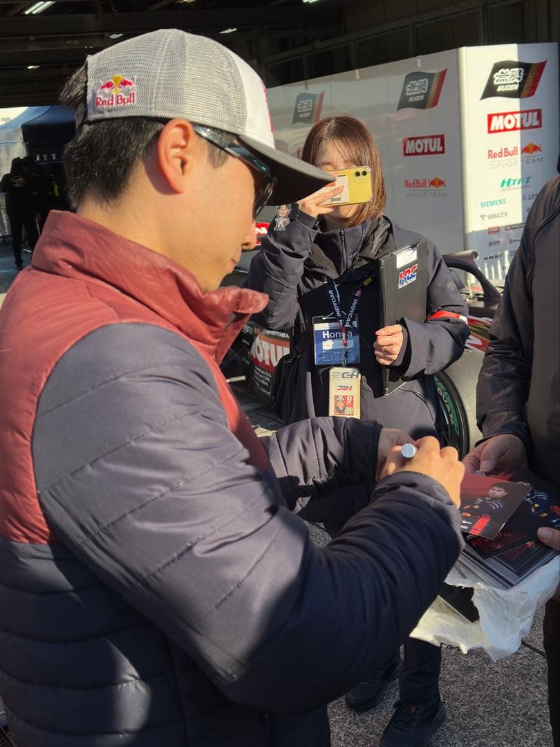 1/43 レッドブル RB21 日本GP フェルスタッペン 角田 岩佐サイン付