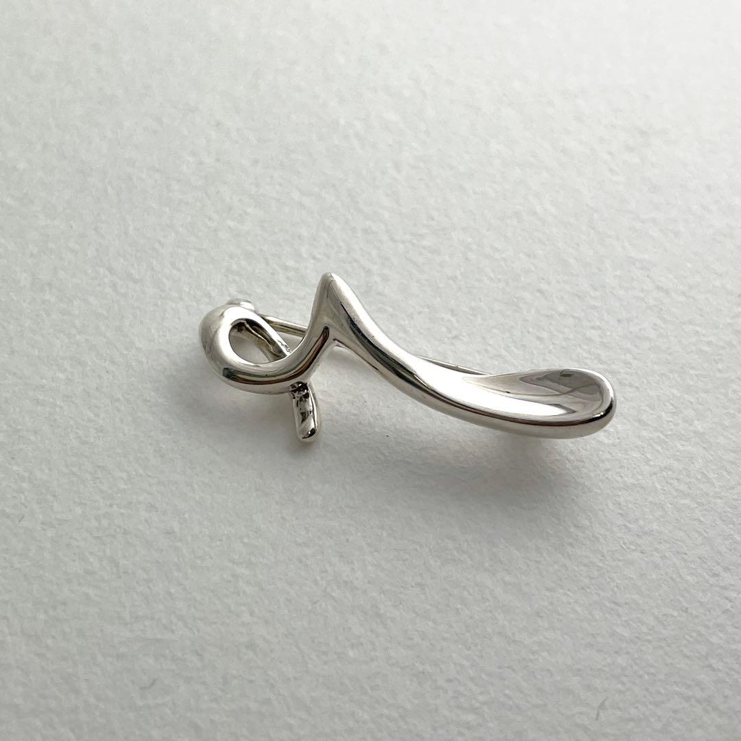 Tiffany & Co. PERETTI シルバーブローチ 「r」