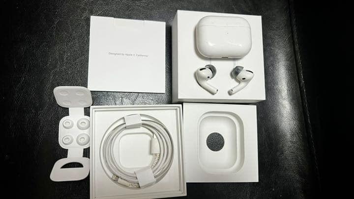 AirPods Pro MWP22J/A AirPods pro MWP22J/A ワイヤレスイヤホン Apple