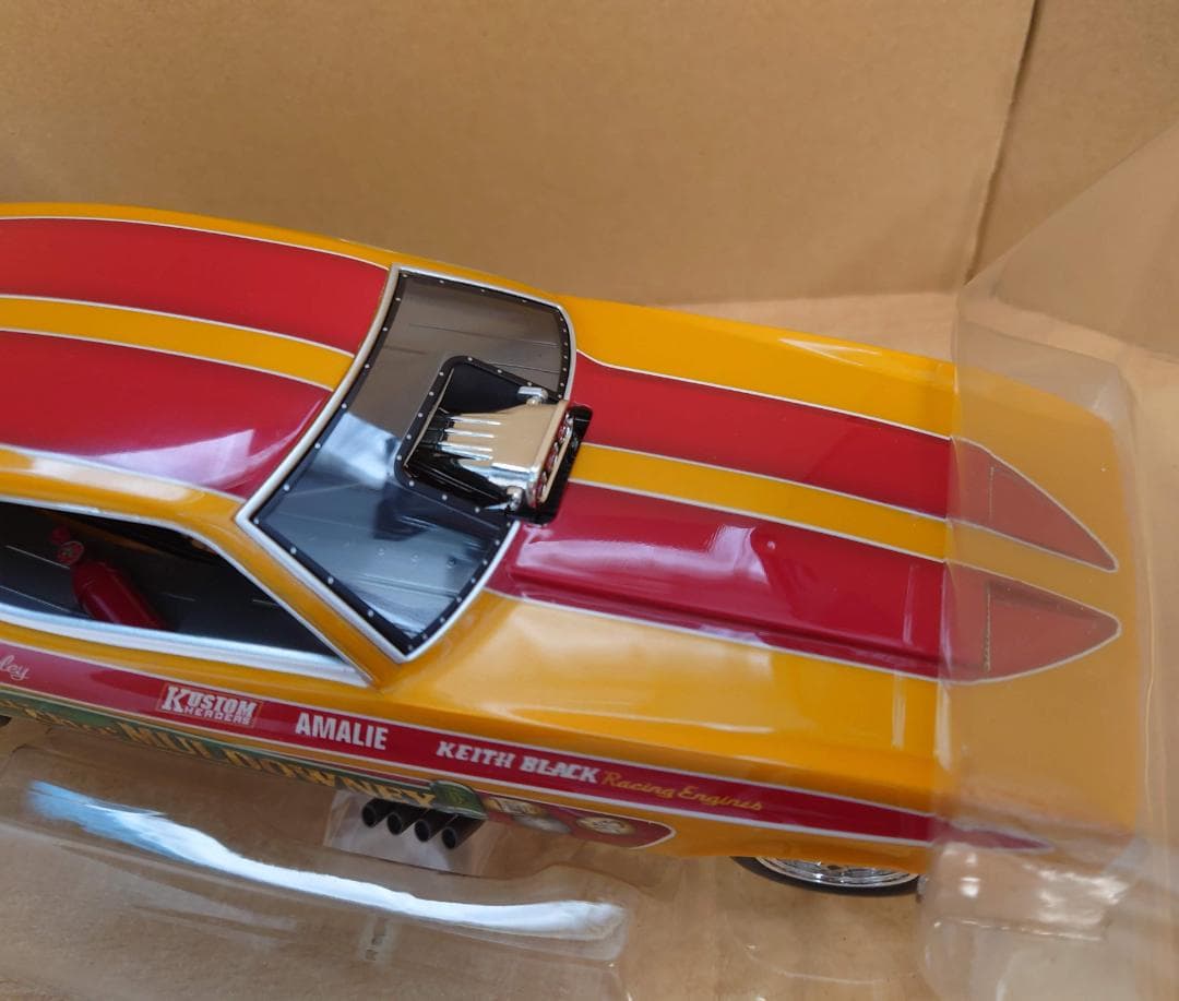 1/18 ロングノーズ マスタング シャーリー マルダウニー 1972 ミニカー