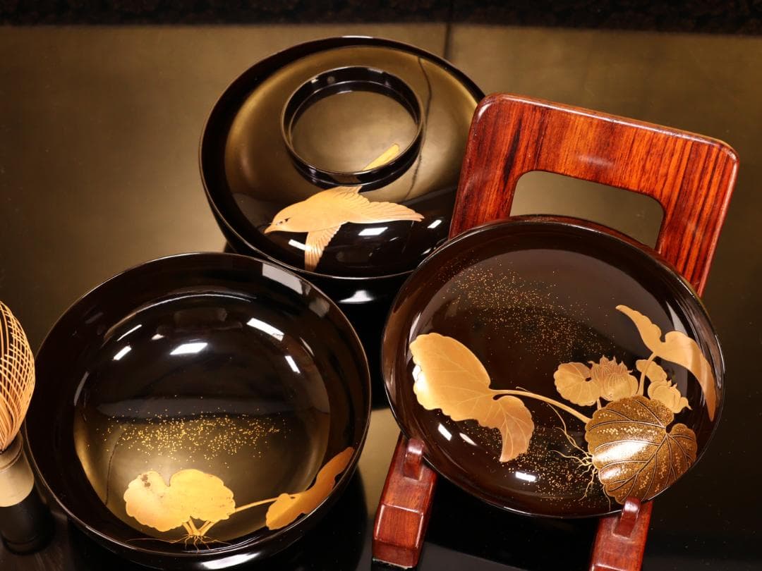 BK413 時代輪島塗 蓮図金蒔絵 吸物椀 二客 木製 茶道具 懐石 会席 菓子 -