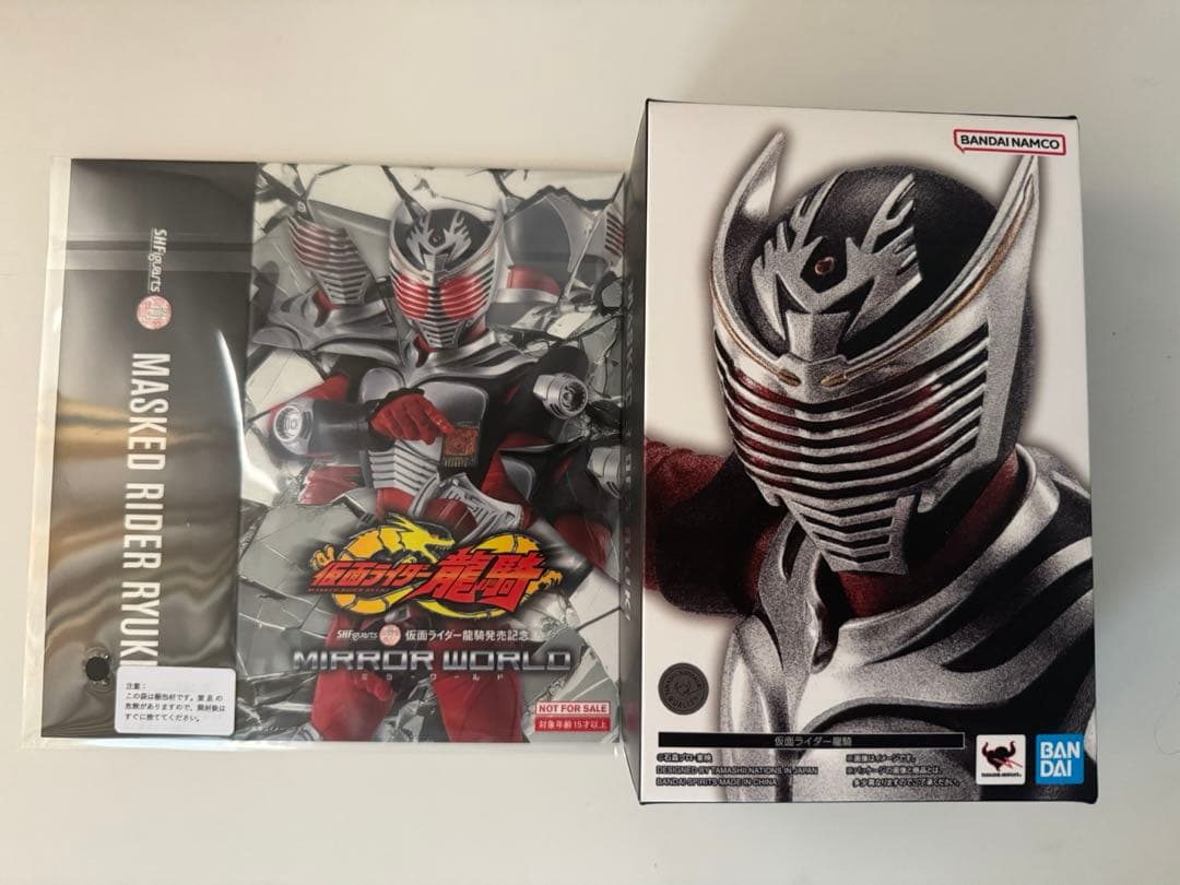 S.H.Figuarts 真骨彫製法 仮面ライダー 龍騎 オリジナルスリーブ付き