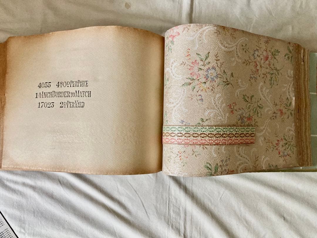 ビンテージ壁紙資料本(1957年WALPAMUR社)