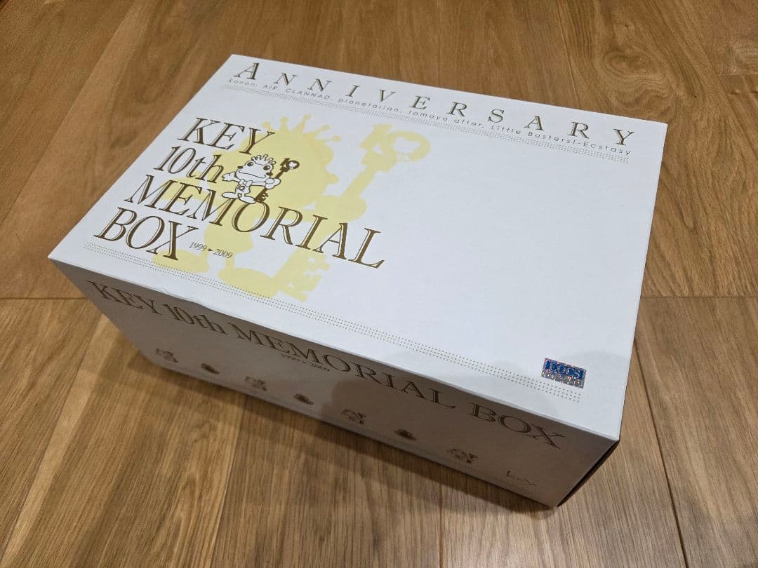 KEY 10th MEMORIAL BOX 1999-2009 - メルカリ
