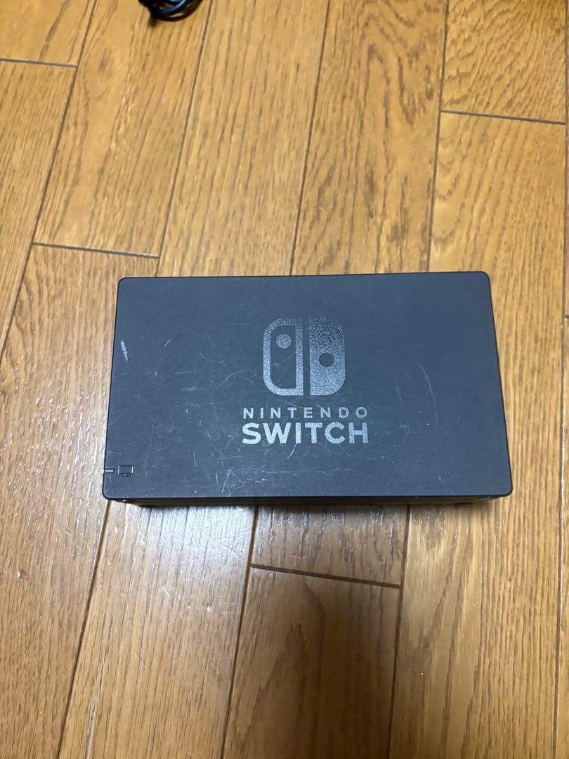 Nintendo SWITCH 本体 ネオンブルー、ネオンレッド