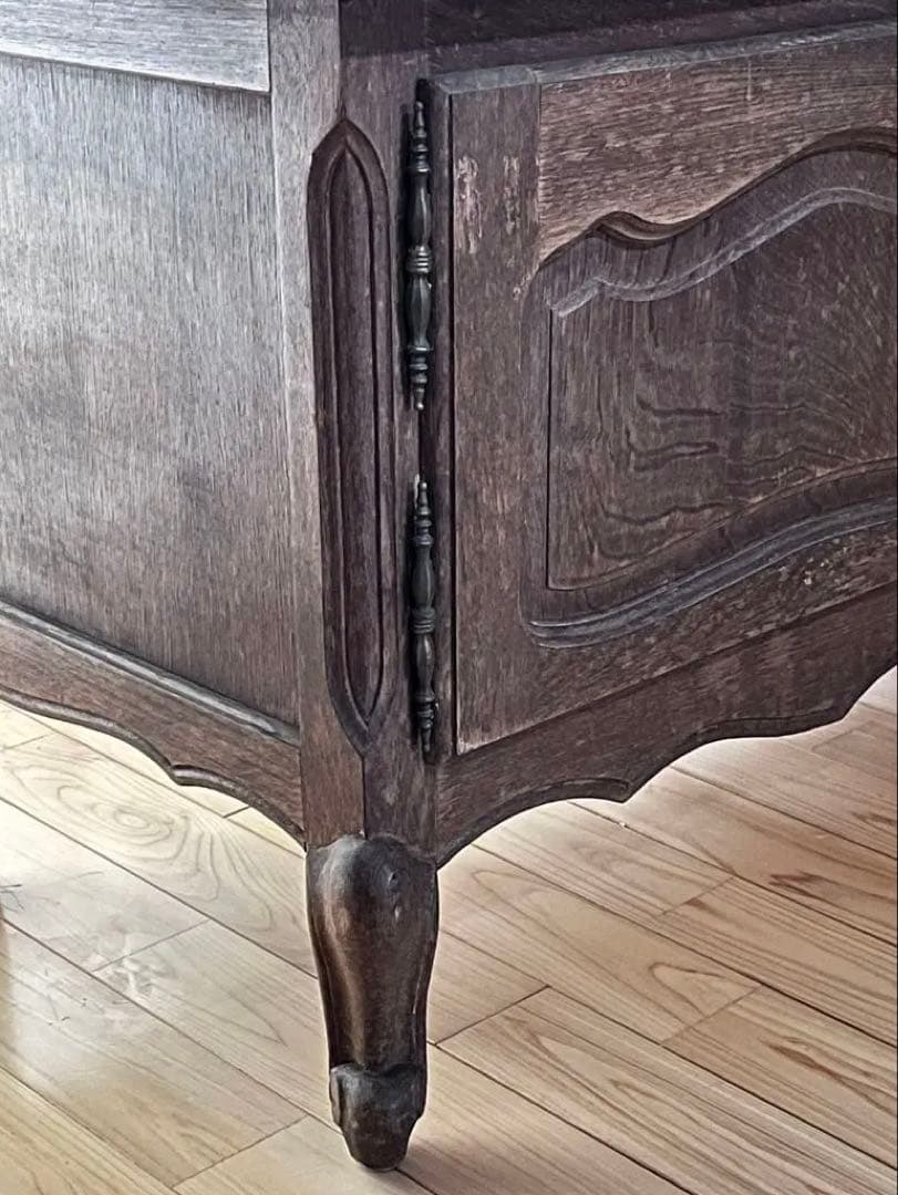 美品】フランスアンティーク ルイ15世 オーク材の装飾家具 送料込[3295