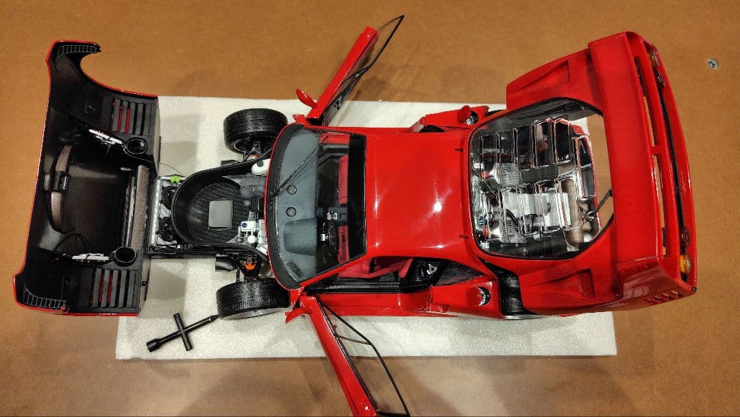 京商　Ferrari フェラーリ　F40 1/12 赤