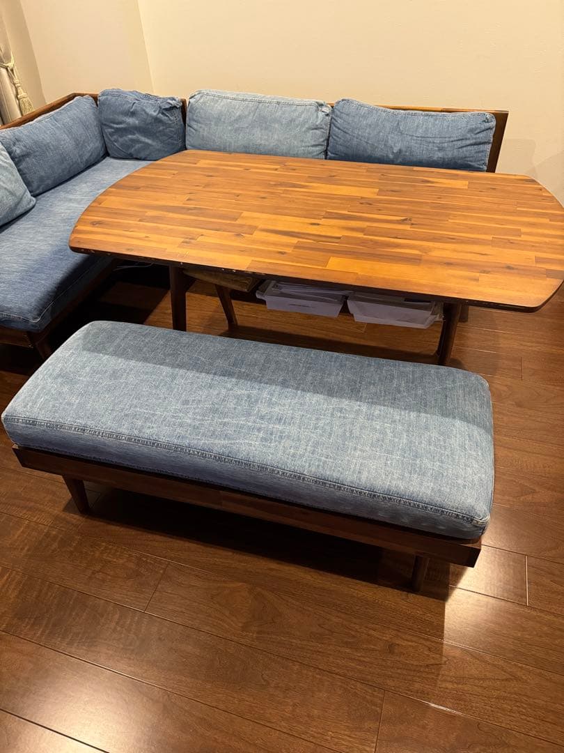 【Zebra】Unico Swella ダイニングテーブル