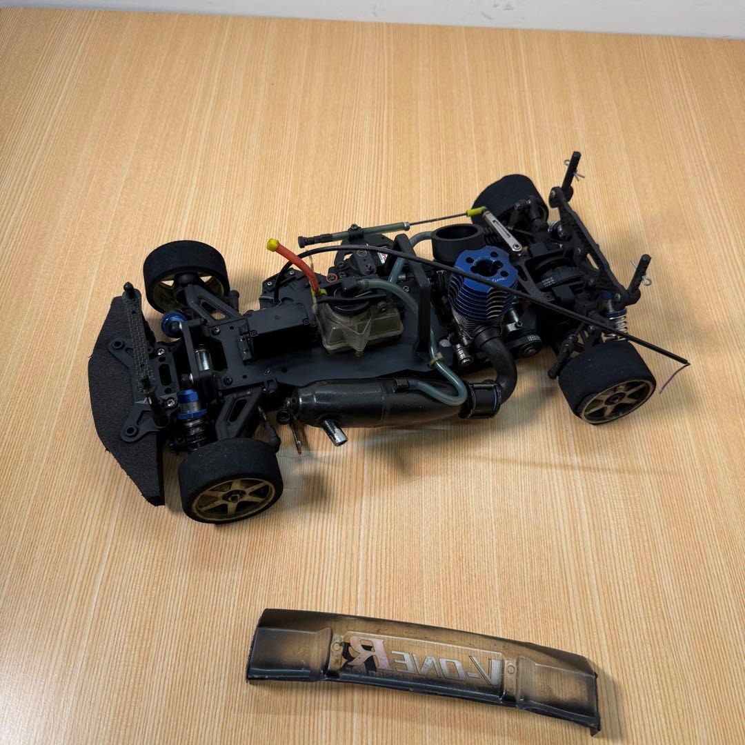 京商 V-One R シャーシ 現状品 エンジンRCカー ラジコン - メルカリ