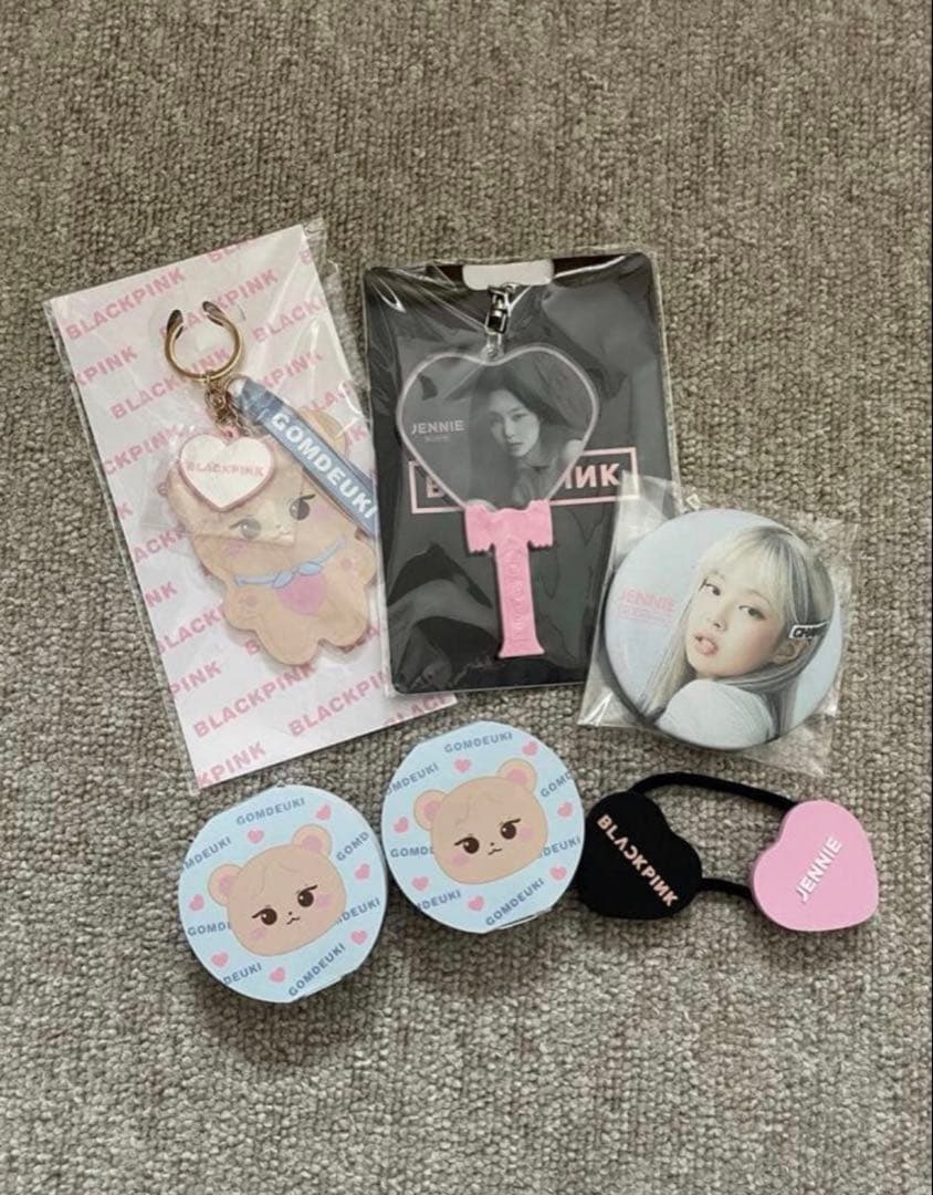 BLACKPINK JENNIEグッズ - メルカリ