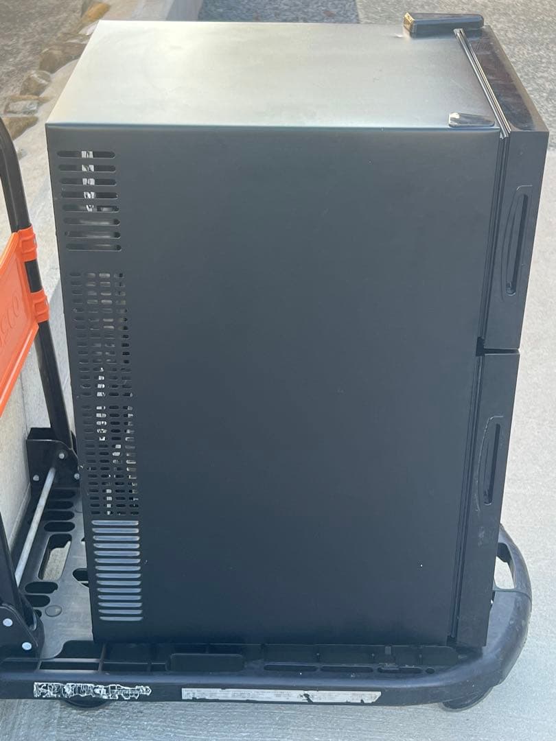 冷蔵庫一体型ワインセラー62L 2ドア コンパクト　稼働品　WRH-M262