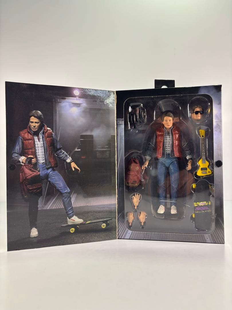 NECA バックトゥザフューチャー マーティー マクフライ 35周年記念