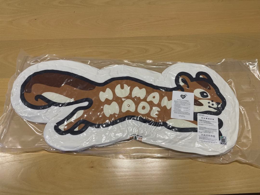 小物 HUMAN HOPE CUSHION