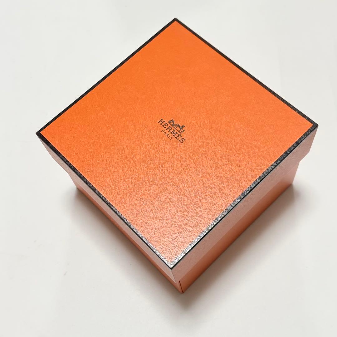 美品 エルメス 腕時計 ケース 空箱 現行品 取扱説明書付き