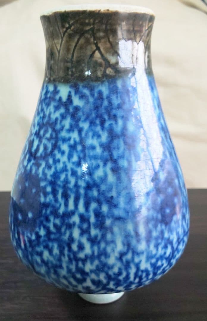 古伊万里 白磁 唐草模陶器壺 つぼ鶴型花瓶