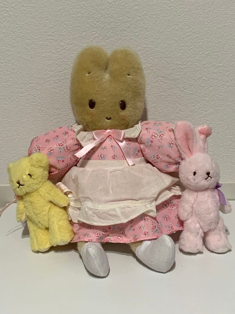 り*ん様 マロンクリーム　ソーイングシリーズ　ぬいぐるみ　サンリオ