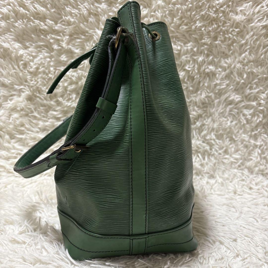 ルイ・ヴィトン LOUIS VUITTON ノエ ボルネオグリーン エピ