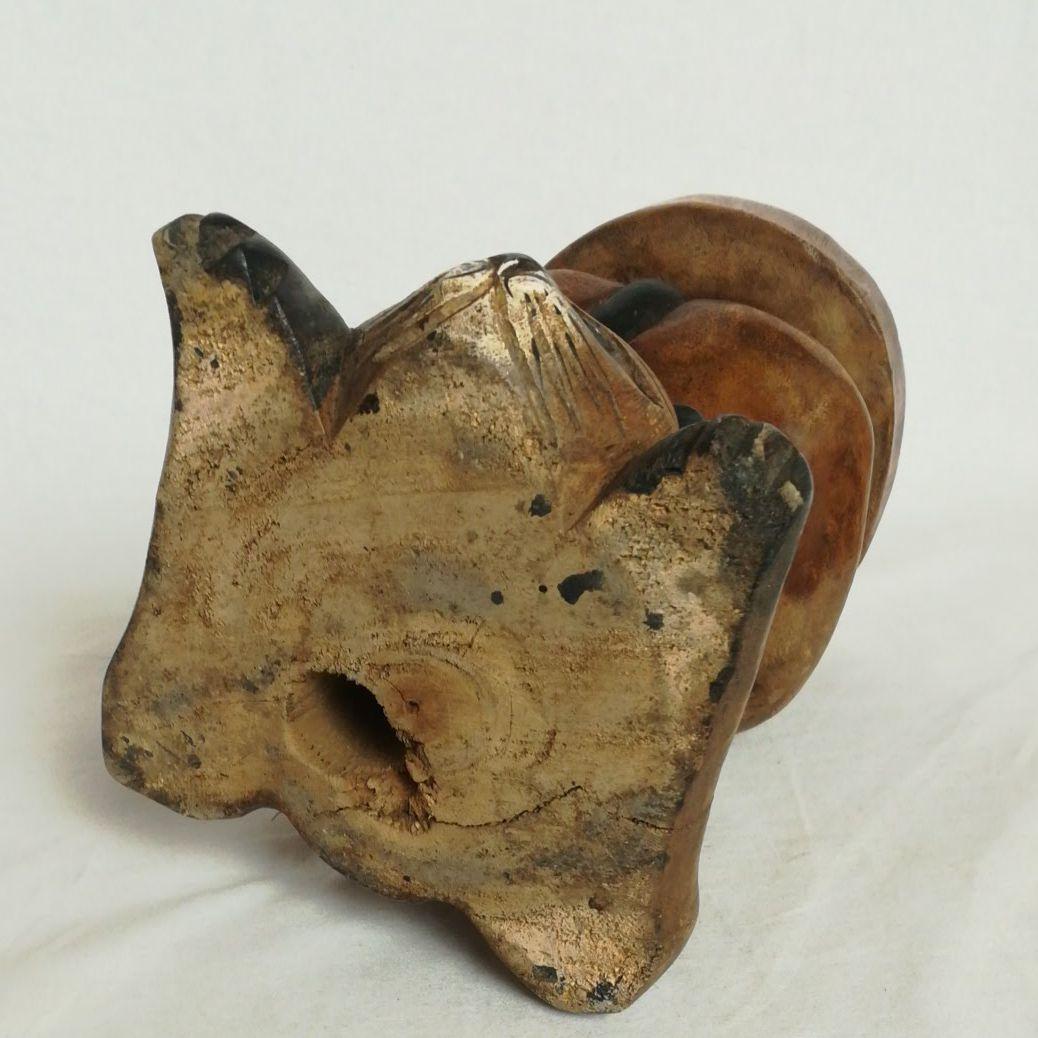 逆立ち ネコ 木彫 彫刻 置物 台座