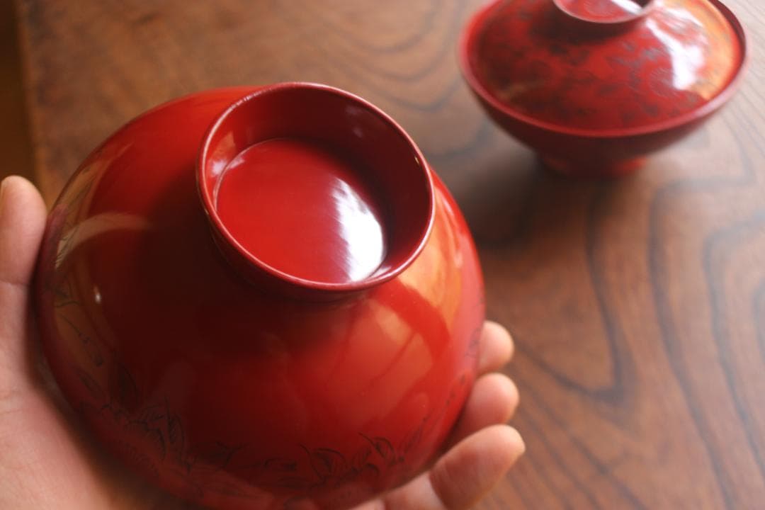 デッドストック！上質朱漆に極上沈黒桜文の映えるお椀2点（検輪島塗懐石椀雑煮椀