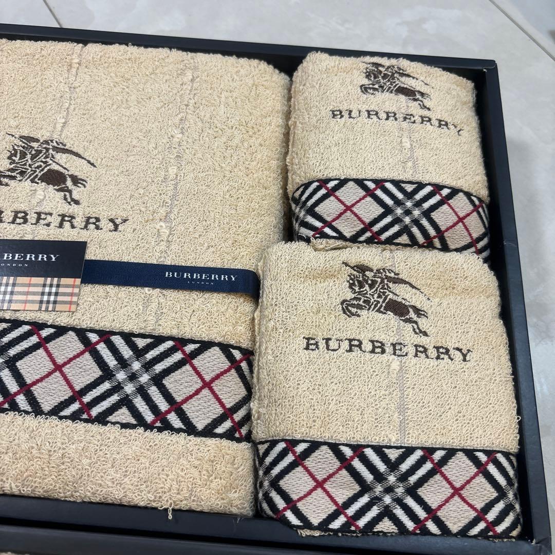 Burberry バーバリー タオルセット バスタオル フェイスタオル - メルカリ