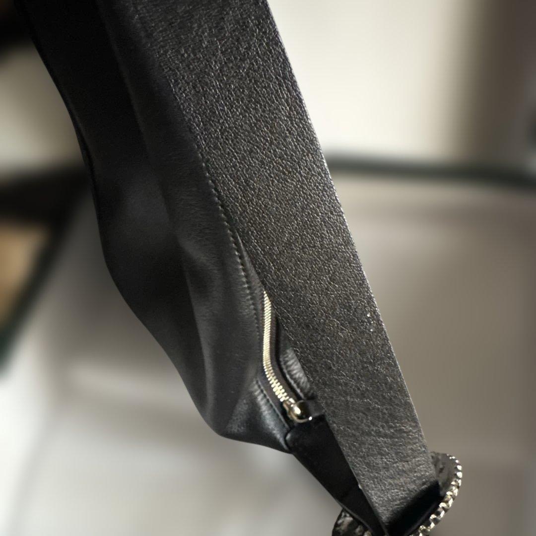 【TOGA TOO】レザーミニバッグ（ブラック）