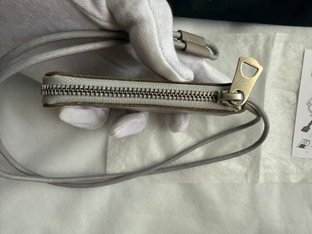 未使用　ULYSSES コモドリベルタ　ミニ財布　ユリシーズ　ウォレット　本革