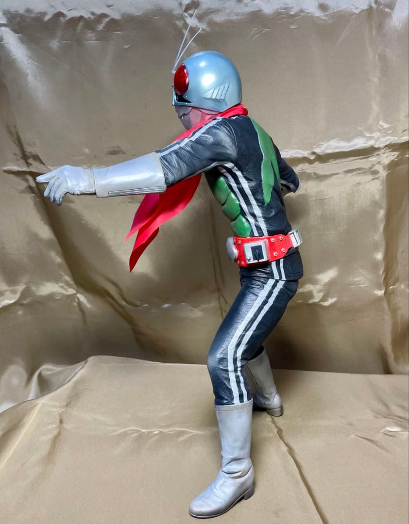 仮面ライダー新1号改造リペイント完成品(検索 海洋堂 メディコム 1/1