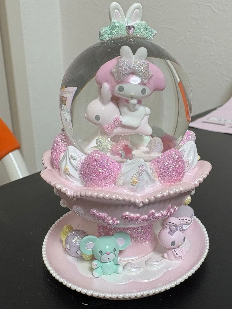 サンリオ　マイメロディ　ピンクのスノーグローブS　スノードーム　2020年 サンリオ マイメロディ ピンクのスノーグローブS スノードーム 2020年