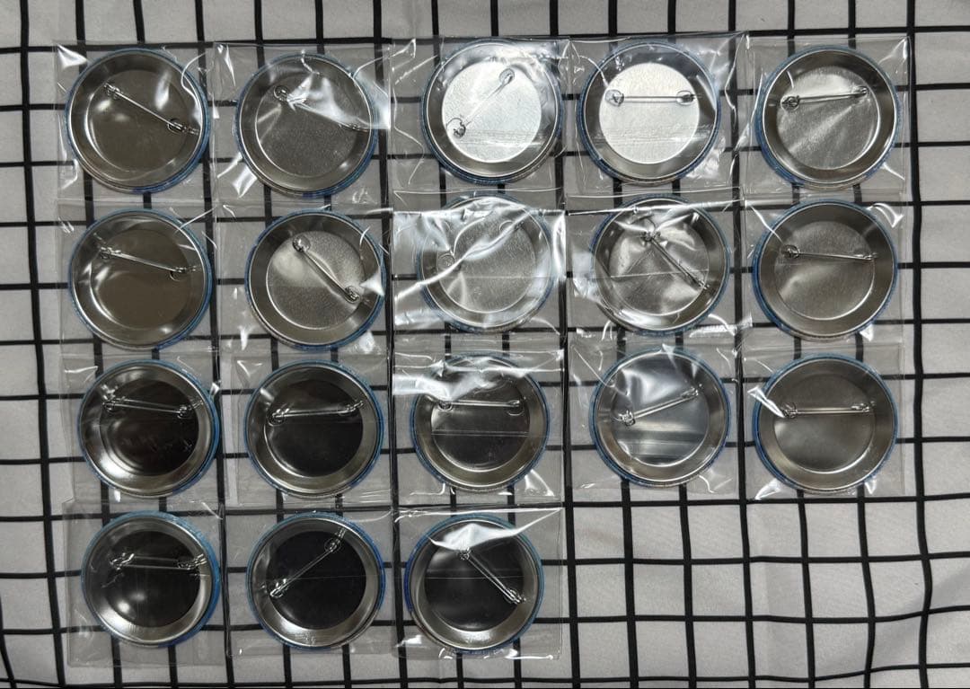 Free! FS 前編 缶バッジ 七瀬遙 15個 橘真琴、竜ヶ崎怜、葉月渚 1