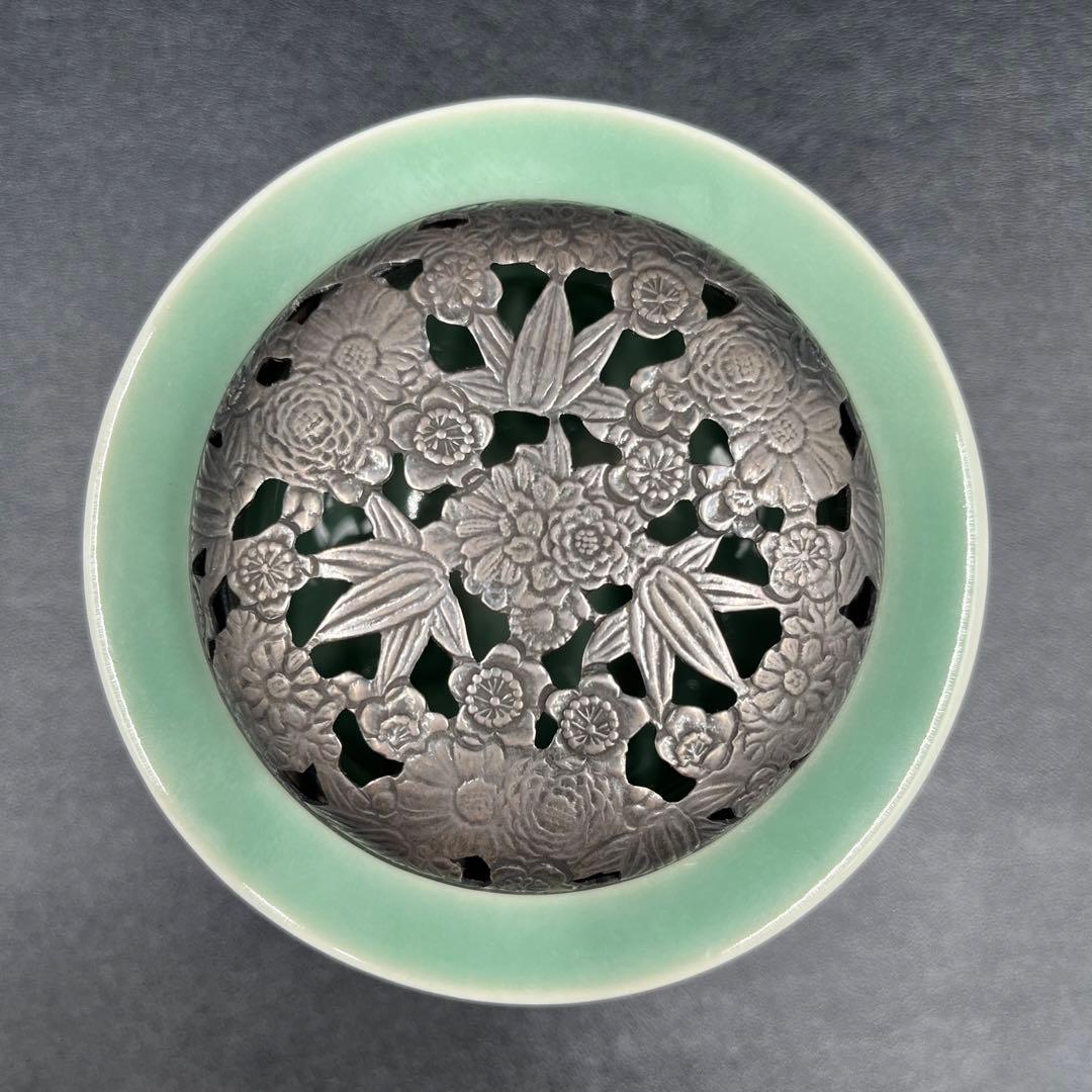 青磁三足純銀火屋香炉在銘共箱