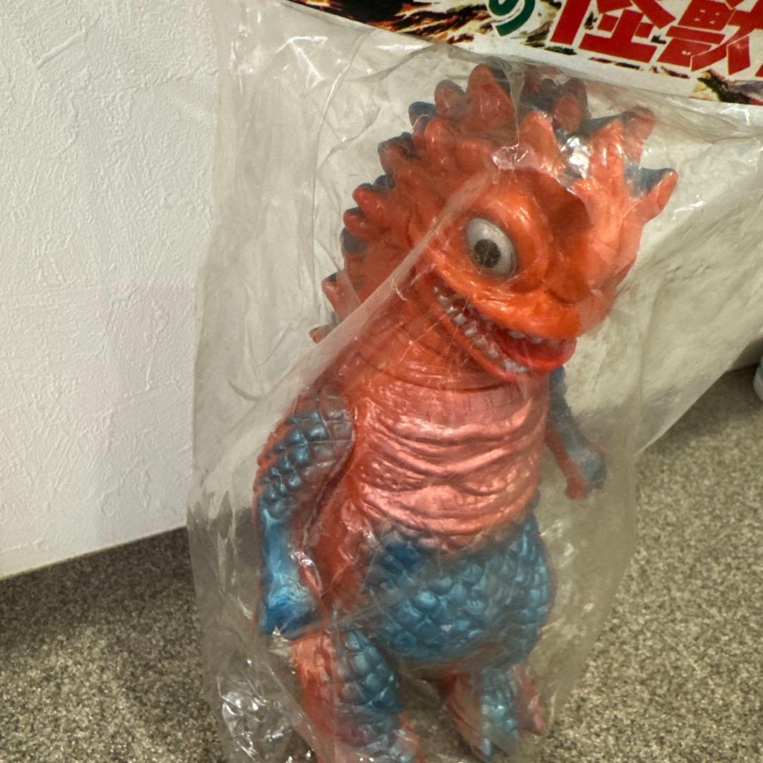 ブルマァク　怪獣シリーズ　未開封　ソフビ　復刻版　ベムラー　バンダイ　おもちゃ