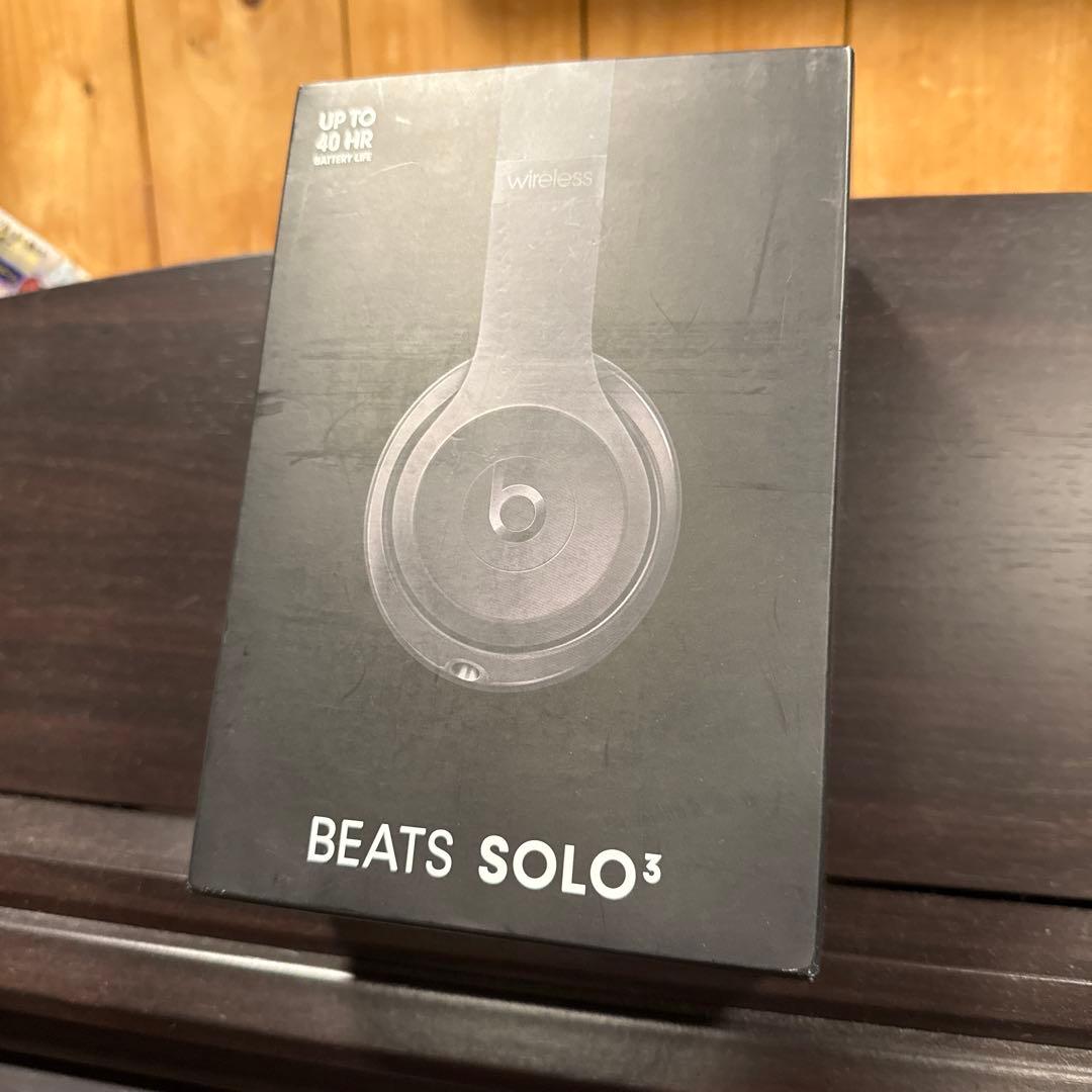 BEATS SOLO3 ワイヤレスヘッドフォン ブラック Amazon.com: Beats by Dr. Dre - Beats Solo3 Wireless On-Ear
