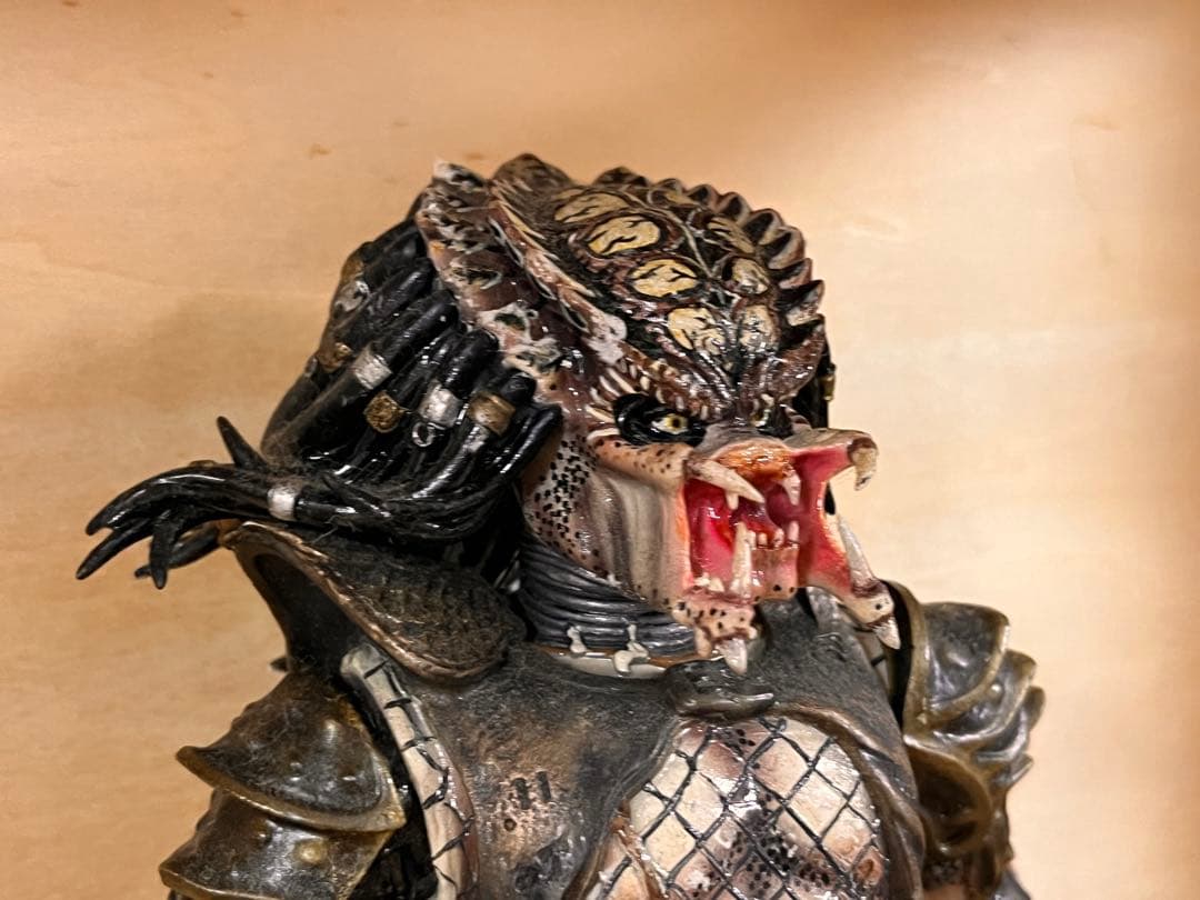 プレデター ガレージキット 塗装完成品 約33cm